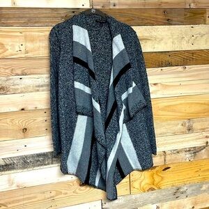 Banana Republic size small petite black, white, and gray waterfall cardigan